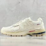 New Balance 2002R Low Protection Pack - White - Shoes