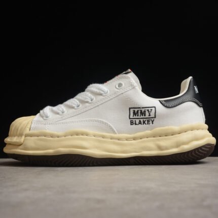 Maison Mihara Yasuhiro chunky rubber sole sneakers - Shoes
