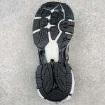 BALENCIAGA RUNNER TW - Shoes - Image 10