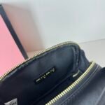Miu Miu Logo Patch Zipped Clutch Bag - Image 9