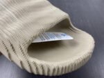 Yeezy Slide new collection - Image 6