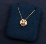 Chanel Extrait de Camélia necklace - Image 3