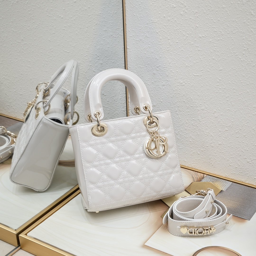 D0CFFE0A-EA6E-2778-88CD-A91747093553 Dior Small Lady Dior Bag Powder White Patent Cannage Calfskin Golden Hardware - Bag - Image 1