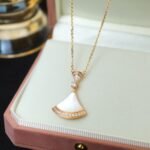 Bvlgari Divas Dream Necklace - Image 2