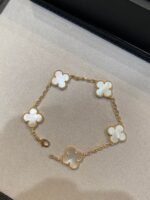 Van Cleef & Arpels Vintage Alhambra Bracelet, 5 motifs - Image 3