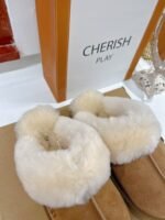 UGG Disquette suede slippers - Image 5