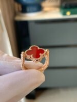 Van Cleef & Arpels Vintage Alhambra Reversible Ring - Image 3
