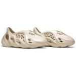 Yeezy Foam Runner Sand FY4567 - Image 4