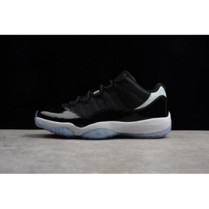AIR JORDAN 11 RETRO LOW INFRARED 23 black mens 52889 - Shoes