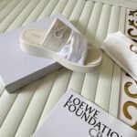 CHLOE CHLOÉ 'MILA' SLIDES SANDALS SLIPPERS - Shoes - Image 8