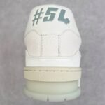 Louis Vuitton Sneakers white - Shoes - Image 8