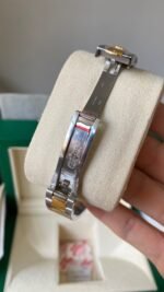 Rolex Datejust Rolex watch, Oystersteel, Yellow Gold, Classic Size - Image 10