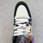 Louis Vuitton Sneakers black white - Shoes - Image 4