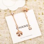 Chanel Extrait de Camélia transformable earrings - Image 2