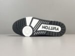 [TOP] Louis Vuitton Trainer Black White - Shoes - Image 8