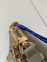 Louis Vuitton Multi Pochette Accessoires Crossbody Grey Bag - Image 5