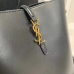 Saint Laurent Le 37 Large Bag in Shiny Leather - Image 2