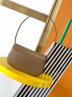 Saint Laurent Voltaire mini leather shoulder bag-Beige - Bag - Image 2