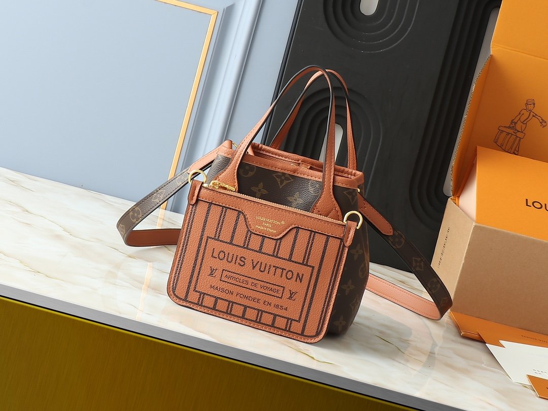 b6d416162f083b96e3525ca9ca829923 Louis Vuitton Neverfull Khaki Small Handbag - Bag - Image 1