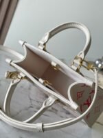 LOUIS VUITTON LV Monogram Canvas Onthego BB White Powder - Bag - Image 5