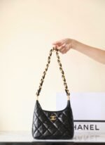 [TOP] Chanel 24A Hobo Small Bag Shiny Calfskin & Gold-Tone Metal Black - Bag - Image 3