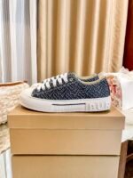 Burberry New Listing Temperament White Shoes - Black Shoes - Image 4