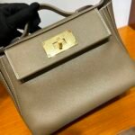 Hermes 2424 Togo Swift Gold Hardware Elephant Grey - Bag - Image 4