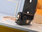 Louis Vuitton Malibu Pochette Black - Bag - Image 2