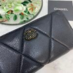 Chanel Boy Zip Around Wallet Quilted Caviar Long-Fishseed Pattern Gold Wallet - Image 3