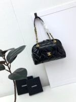 CHANEL 24B MAXI BOWLING BAG - Image 5