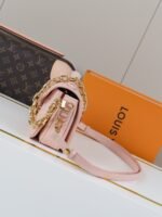 Louis Vuitton Pochette Métis East West Embossed Soft Grain Cowhide - Pink - Image 5