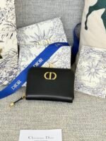 Dior  Montaigne Voyageur Wallet-Black Gold Wallet - Image 2