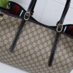 Gucci GG Emblem Maxi Black tote bag - Image 10