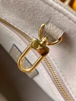 LOUIS VUITTON LV Monogram Canvas Onthego Bag - Image 6