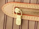 Louis Vuitton Neverfull Bandoulière Inside Out MM Size Khaki Bag - Image 9