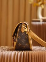 [TOP] Louis Vuitton LV Diane NM Handbag Monogram Canvas - Bag - Image 9