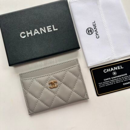 Chanel CLASSIC CARD HOLDER Grained Shiny Calfskin & Gold-Tone Metal  Light Gray -Wallet