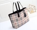 Burberry Reversible Shopping Bag - Logo Black Bag - Image 3