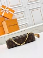 [TOP]Louis Vuitton Wallet on Chain Ivy - Brown - Image 6