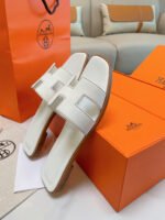 [TOP] Hermes Oran Sandal Leather Sandals Slippers - White - Bag - Image 8