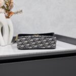 Dior Saddle Blue Chain Pouch Bag - Image 5