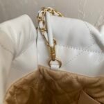 CHANEL 22 MINI HANDBAG Calfskin & Silver Metal White - Bag - Image 7
