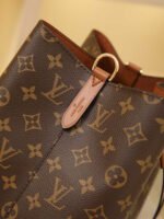 [TOP]Louis Vuitton LV NeoNoe MM Bucket Bag - Image 12