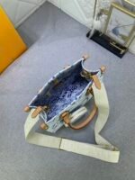 LOUIS VUITTON LV Monogram Canvas Onthego Bag - Image 5