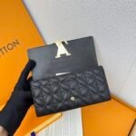 Louis Vuitton Capucines Compact Maxi Black Wallet ﻿ - Image 11