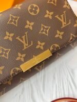 [TOP]Louis Vuitton LV GHW Favorite MM Shoulder Bag - Brown - Image 8
