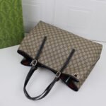 Gucci GG Emblem Maxi Black tote bag - Image 9