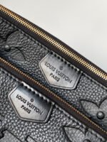 Louis Vuitton Multi Pochette Accessoires Crossbody Black Bag - Image 18