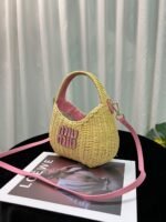 miumiu Wander matelassé nappa leather hobo bag - Pink - Image 4