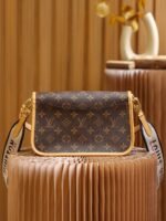 [TOP] Louis Vuitton LV Diane NM Handbag Monogram Canvas - Bag - Image 7